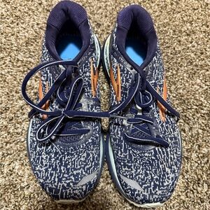 Brooks Navy  Athletic Shoes‎